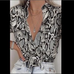 NWT Esley Satin Snake Print Blouse